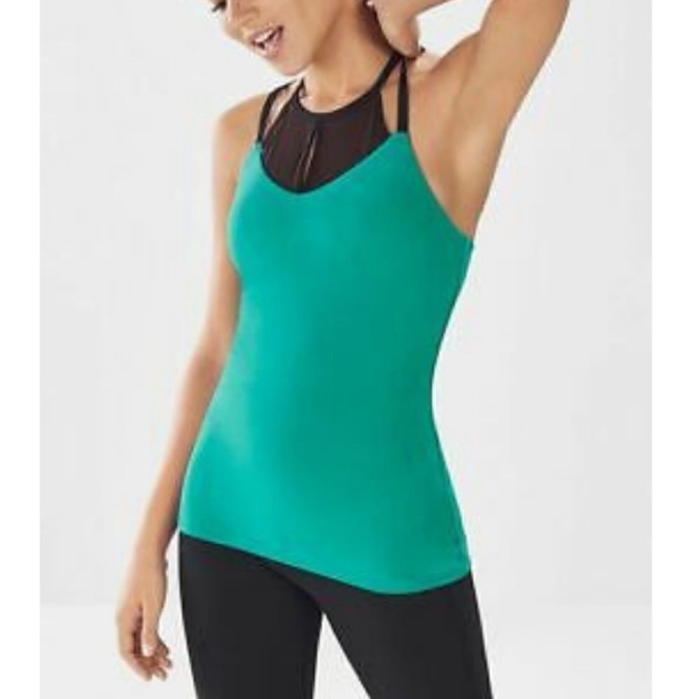 FABLETICS demi lovato acadia performance tank